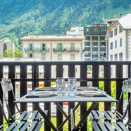 Superbe Avec Parking Gratuit En Centre Et Aux Pieds Des Pistes Chamonix